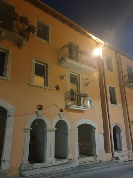 Casa Vacanze Donna Lucia Castel Di Sangro Eksteriør billede
